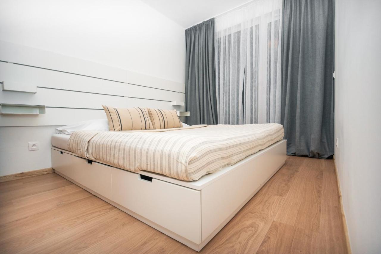 City Center Apartment - Modern & Elegant Bratysława Zewnętrze zdjęcie