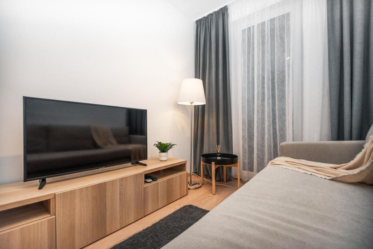 City Center Apartment - Modern & Elegant Bratysława Zewnętrze zdjęcie