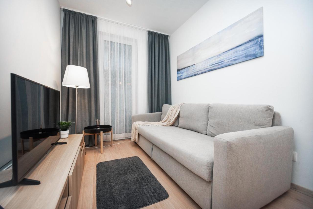 City Center Apartment - Modern & Elegant Bratysława Zewnętrze zdjęcie